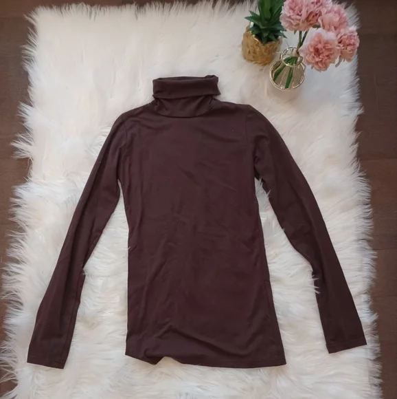 💰3/$30Slimfit Turtleneck - Picture 1 of 2